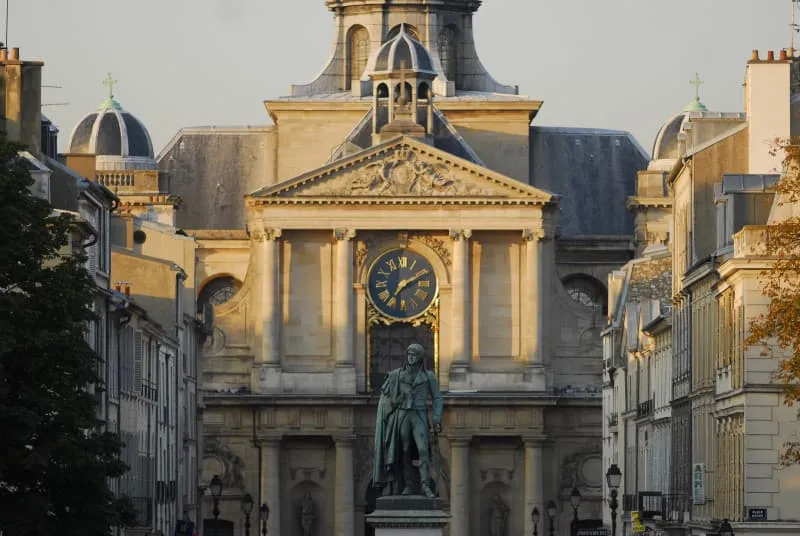  Art de vivre au quartier Notre-Dame