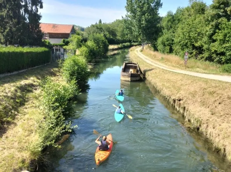 Canoë sur le canal - photo 2